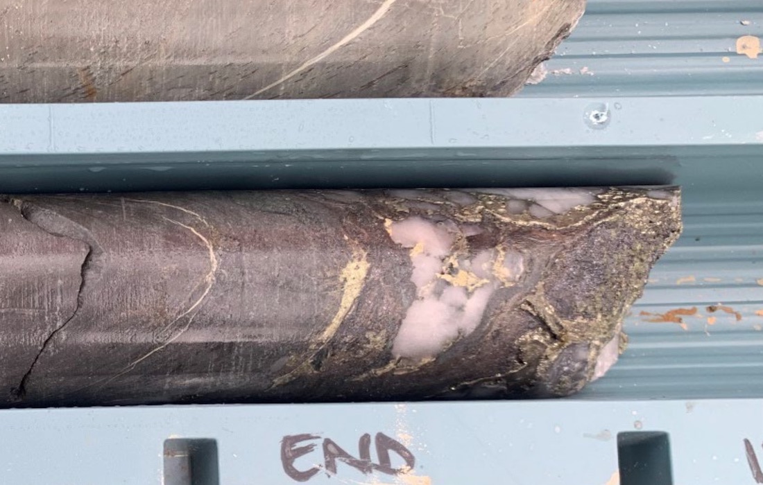 Belararox intersects visible copper and zinc sulphides from first diamond hole at Belara