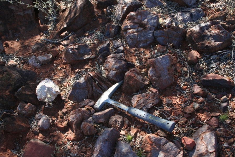 Metals Australia reports ‘spectacular’ sulphide mineralisation hits at Manindi