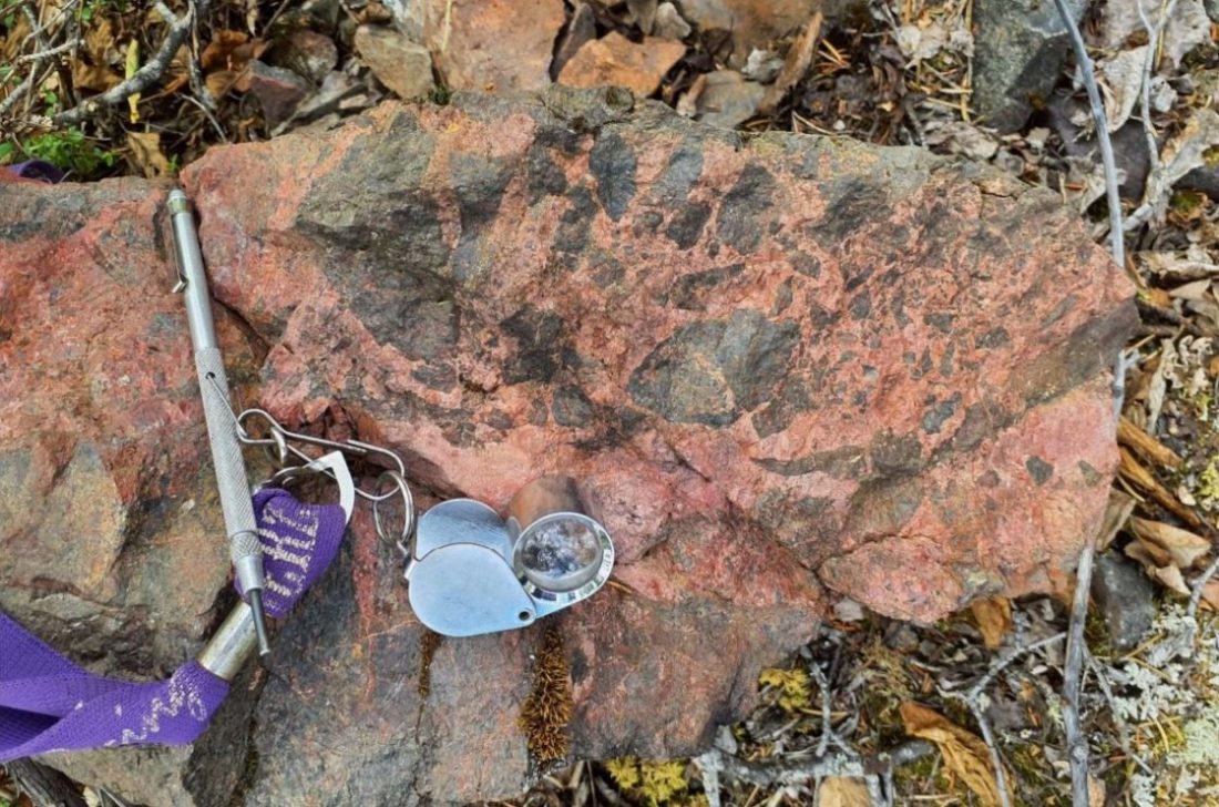 Valor Resources identifies new uranium targets at Hook Lake