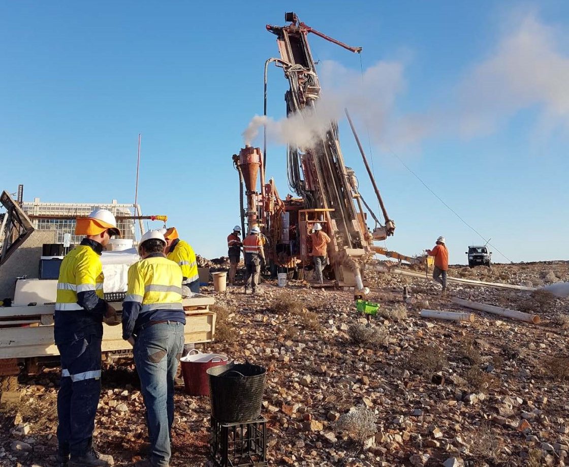Barton Gold begins trading on OTCQB and Frankfurt exchanges