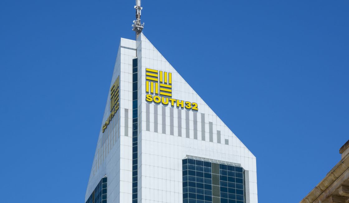 Hammer signs earn-in deal with South32 for Isa Valley