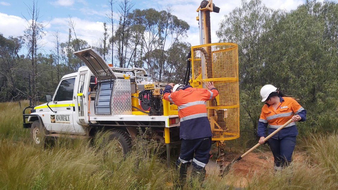 Helix returns to Bijoux, Cobar JV contractors secured