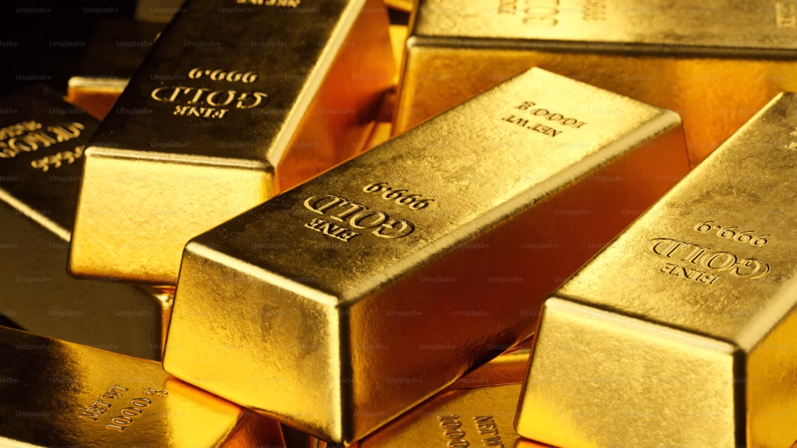 Gold continues advance, ASX makes modest moves 