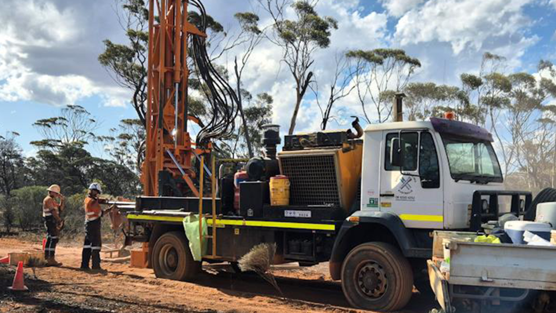 Alchemy kicks off aircore drilling at Challenger South