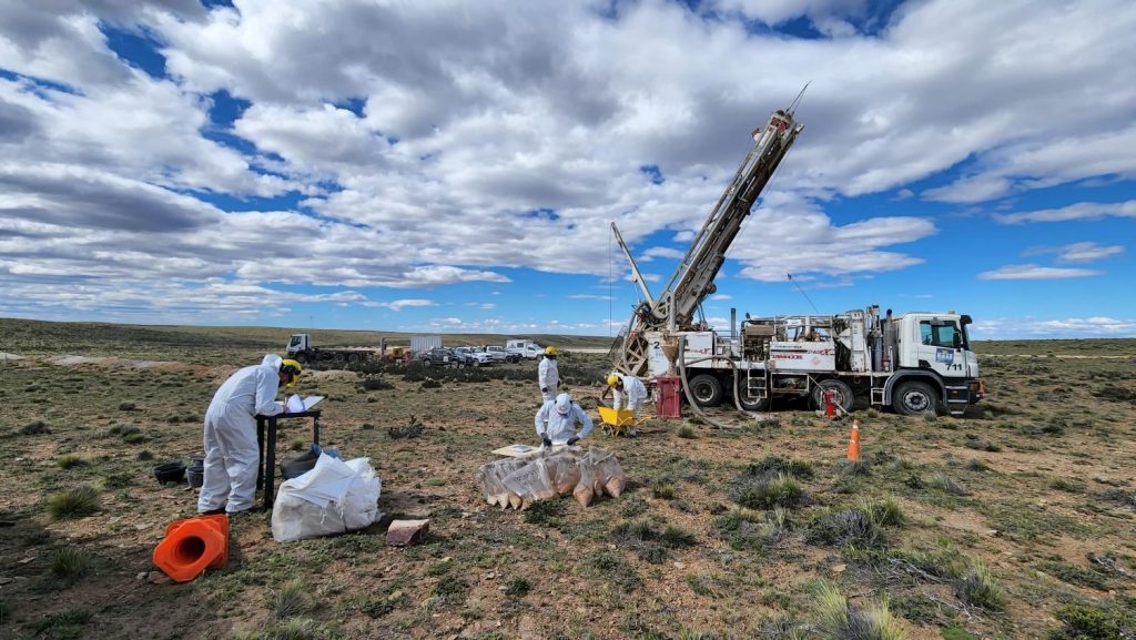 Unico Silver drilling