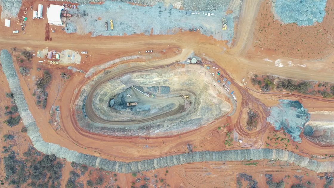 Gorilla Gold takes full ownership of Comet Vale
