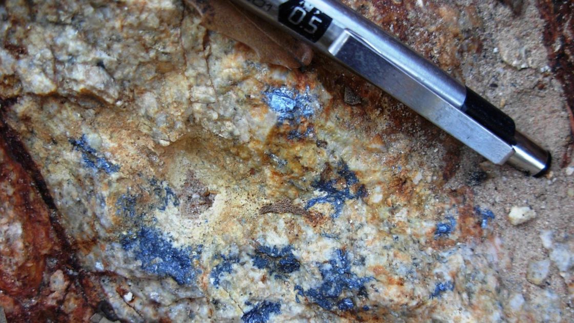 Starcore mulls molybdenum project sale  