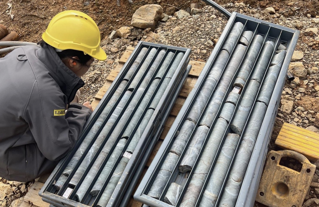 Elementos locking in mine, smelter partners in Spain