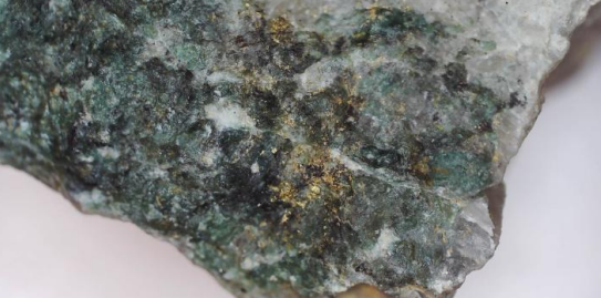 Aureka plots more Irvine drilling amid hitting visible gold