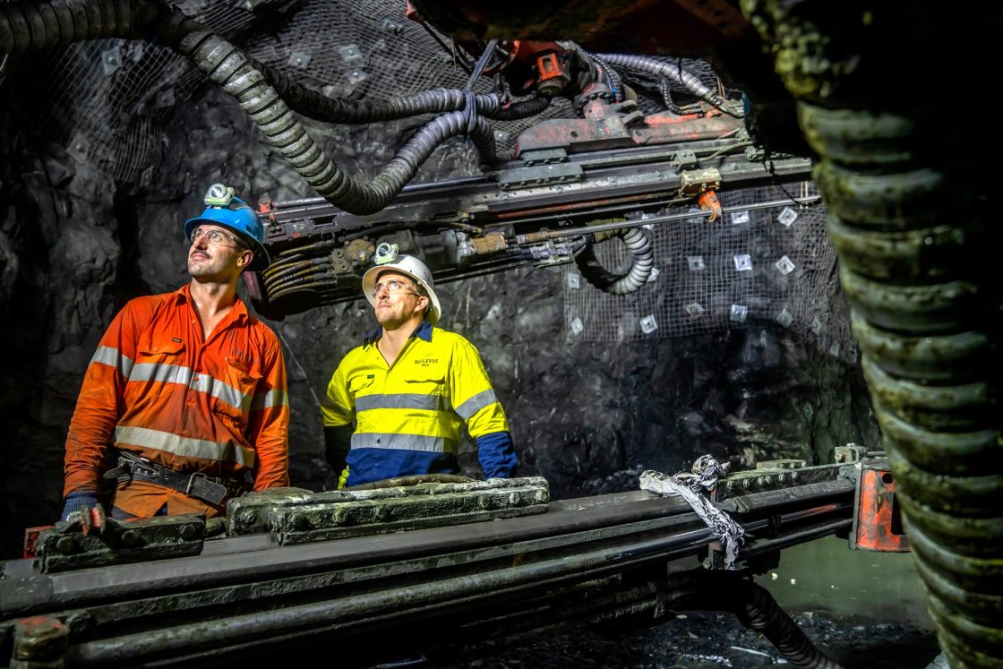 Bellevue extends contract to Develop namesake mine