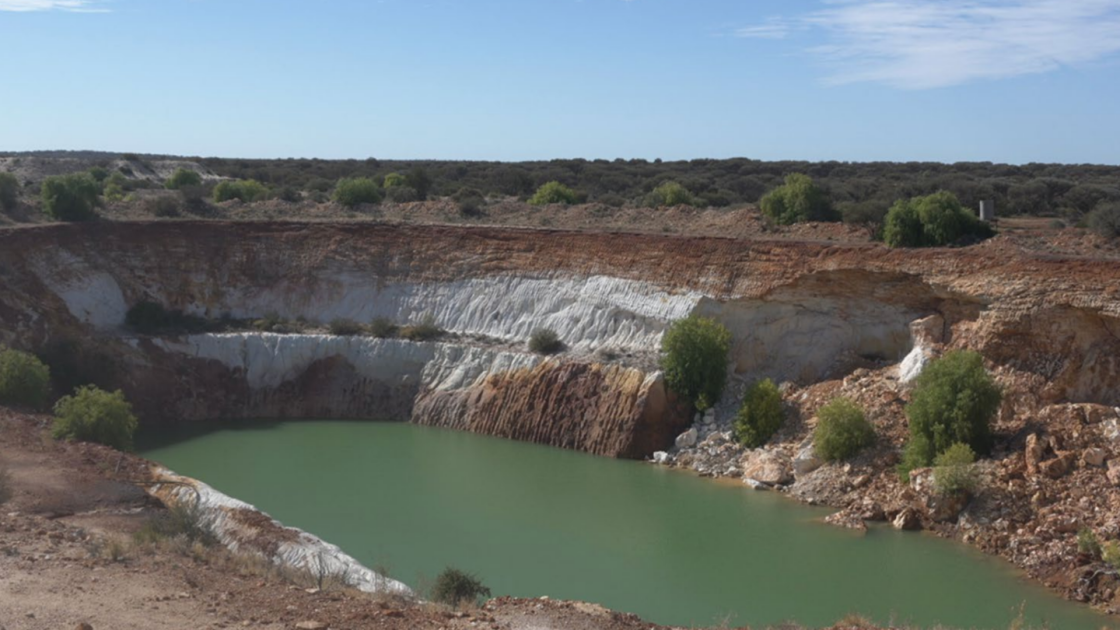 GoldArc secures funding for Leonora drilling