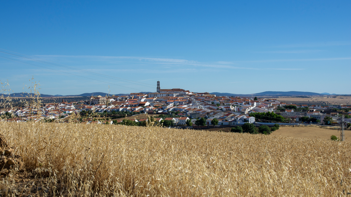 Elementos secures Spanish smelter option