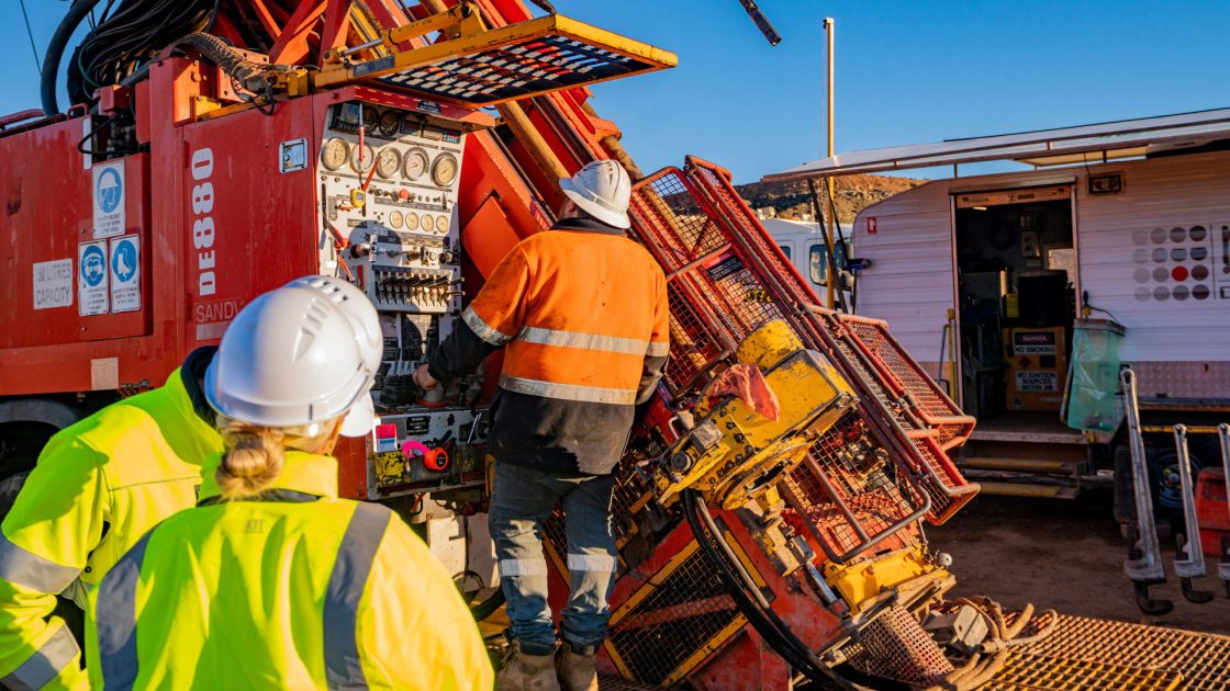 Sinclair extends mineralisation beyond 915,000oz resource