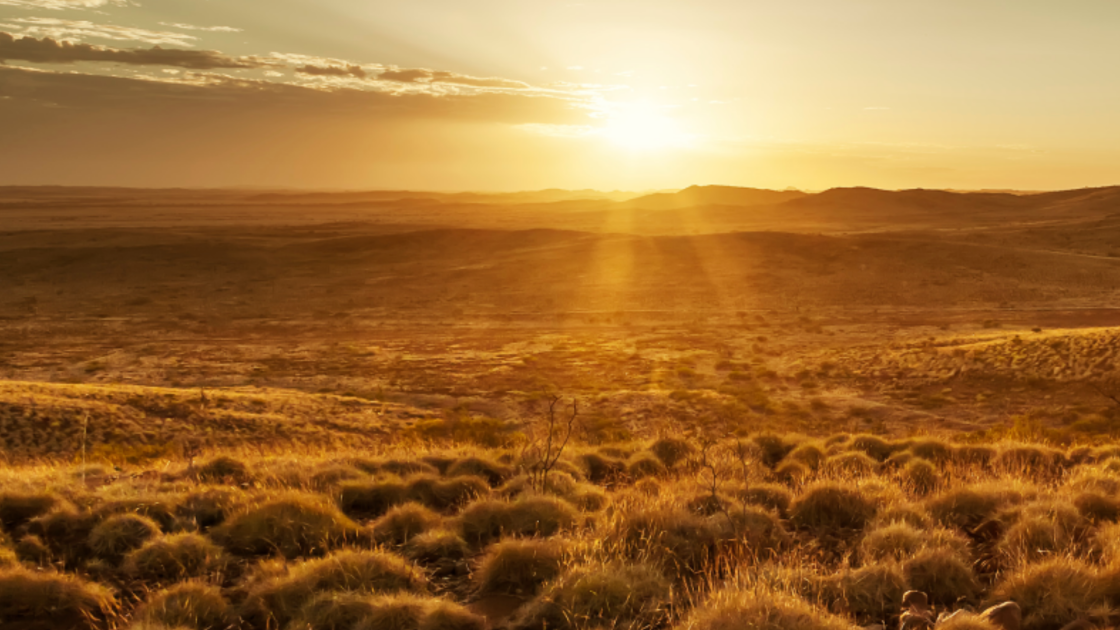 Golden Dragon eyes ‘kilometre-scale’ gold anomalies at Cue