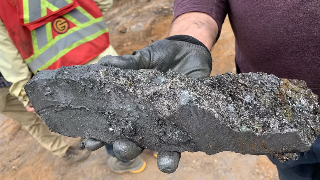 First Canadian Graphite hits 43% graphite at Lac Guéret South