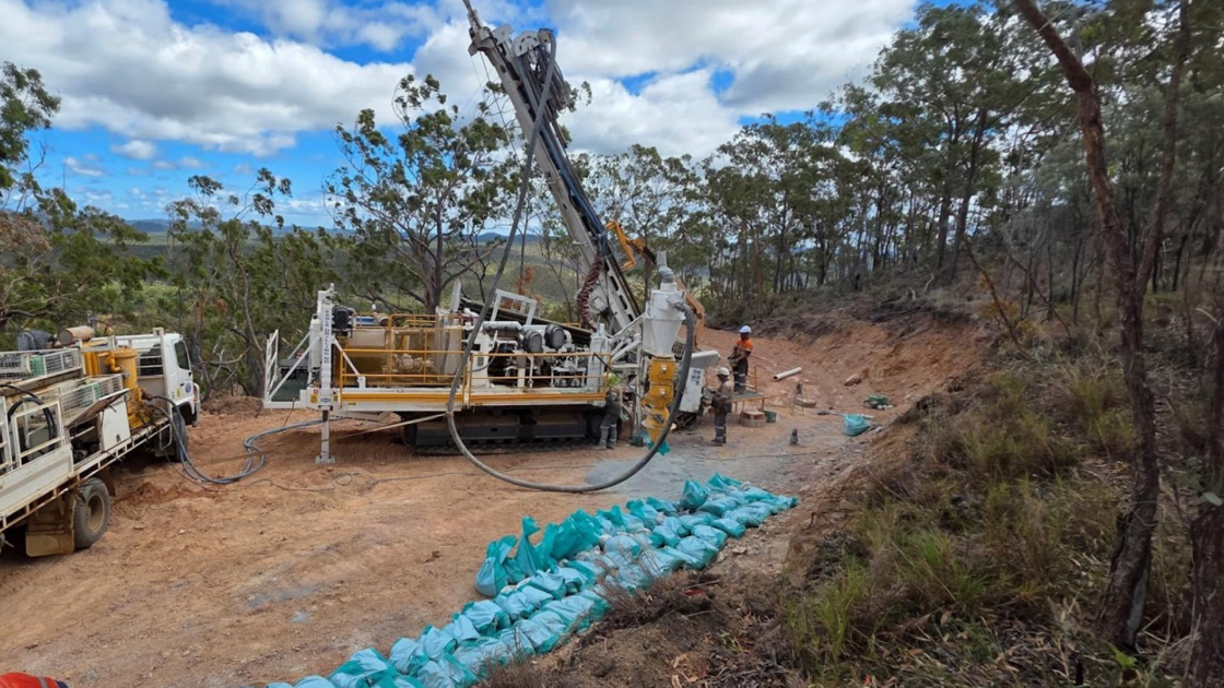 Iltani extends Orient West drilling with more silver-indium hits