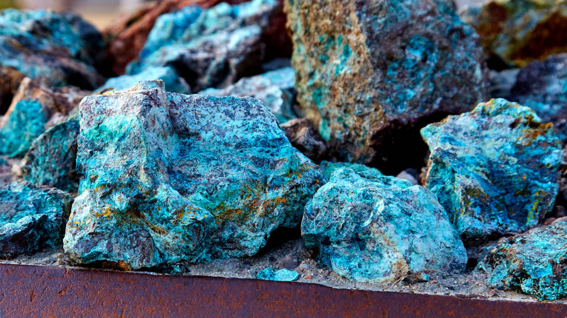 Cobalt price drops 9.99% at end of last week